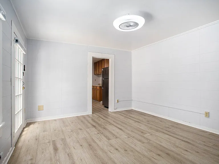 531 Taylor Ave — Photo 3