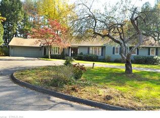 10 Fair Hill Ln, Suffield, CT 06078