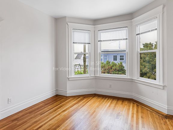 5th image of 1650 Jones St APT 12