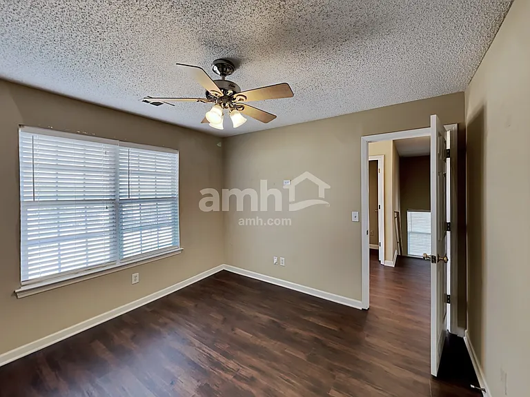 6004 W Rosie Ln SE — Photo 17