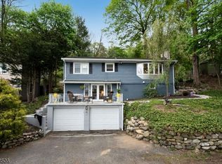 123 Springbrook Trl, Sparta, NJ 07871