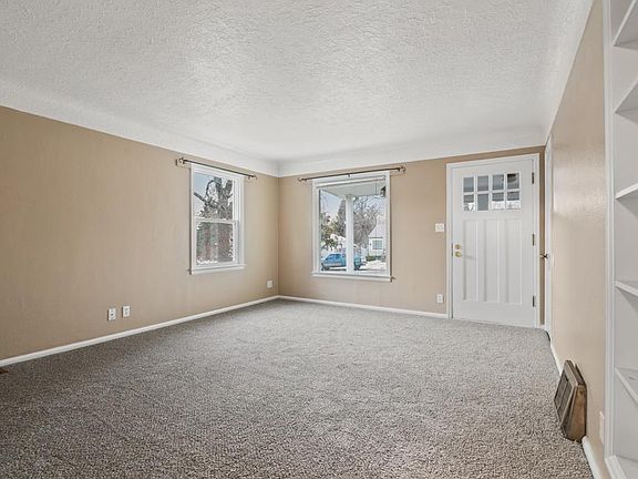 3rd image of 1039 N 24th St