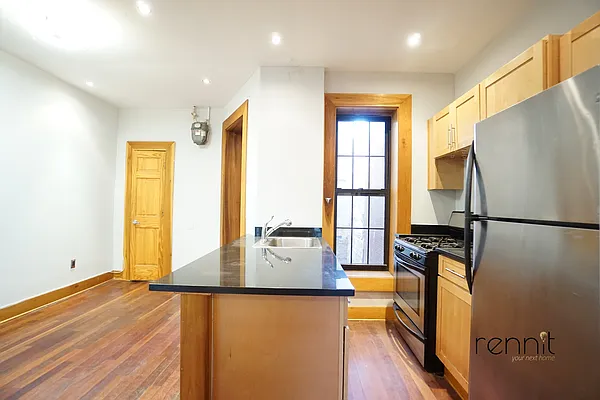 Rented by Rennit Inc. | media 5