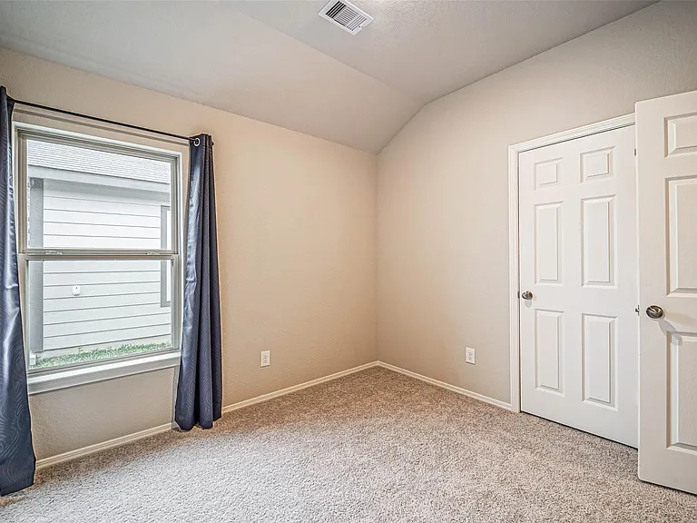 1903 Brushy Cedar Dr — Photo 16