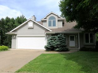 1350 Santa Fe Dr, Iowa City, IA 52246