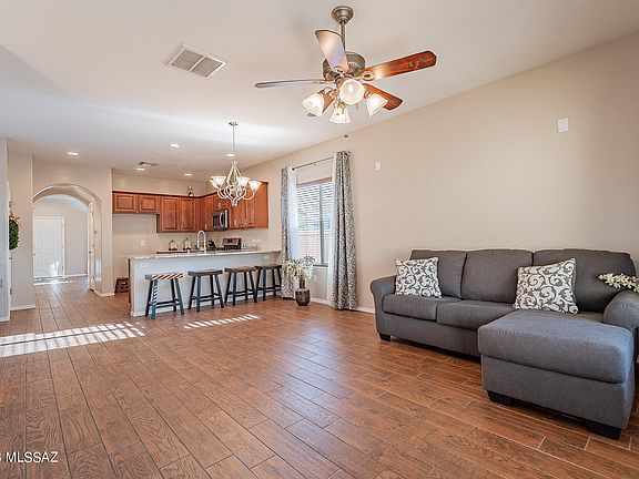 4th image of 396 W Calle Cajeta