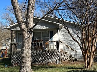 1707 Daytona Dr, Johnson City, TN 37601