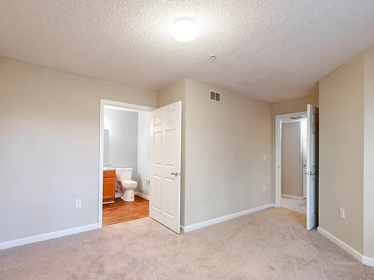 820 Martin Luther King Jr Pkwy — Photo 8