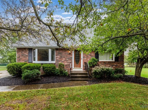 748 Willet Rd, Lackawanna, NY 14218
