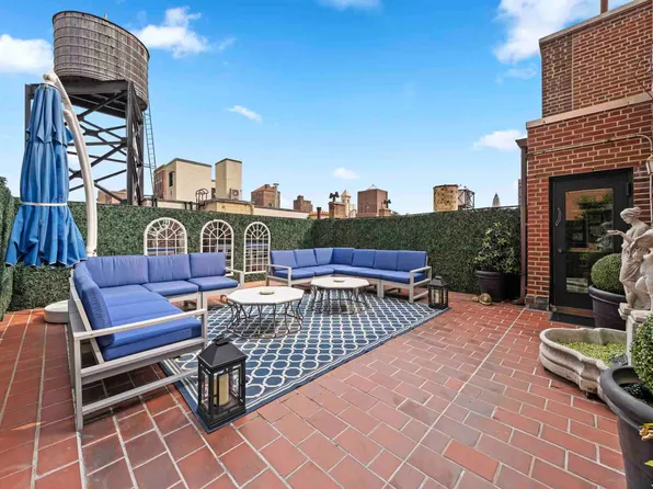 419 East 57th Street image 6 of 29