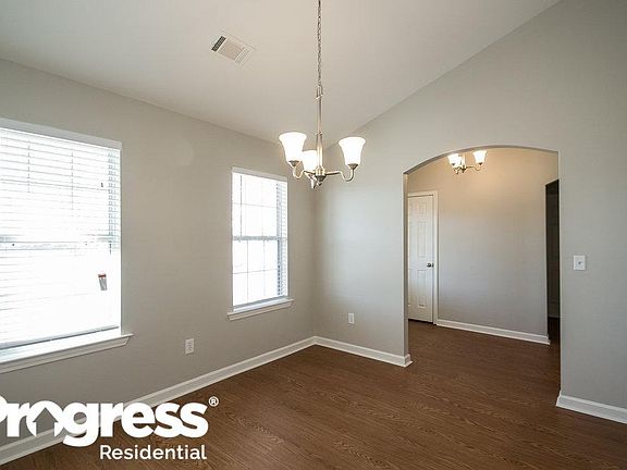 5th image of 622 Fairgreen Trl #0