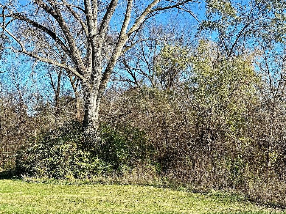 2nd image of Lots 7 8 9 Monument Rd