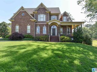 1227 Parliament Ln, Vestavia, AL 35216