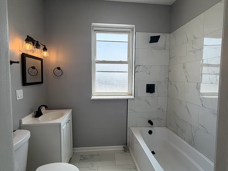 7306 S Union Ave #3 — Photo 8