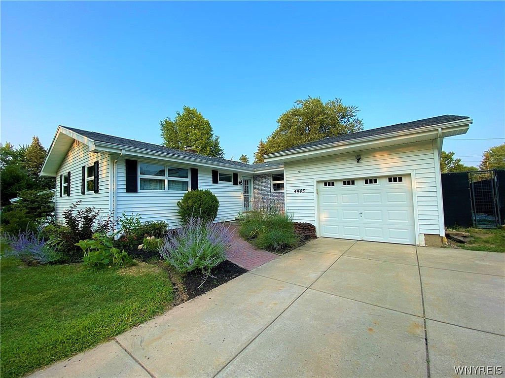 4945 Ledge Ln, Williamsville, NY 14221 Zillow