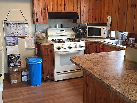 3rd image of 309 Victoria St