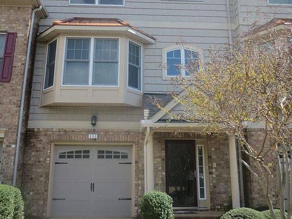 2nd image of 111 Mainsail Dr #111