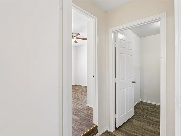 735 E South Mountain Ave — Photo 31