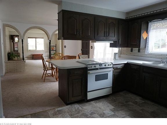 Open kitchen with updated appliances!