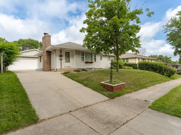 3521 19th Ave NW, Rochester, MN 55901