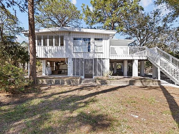 2nd image of 1149 Shell Crest Ave