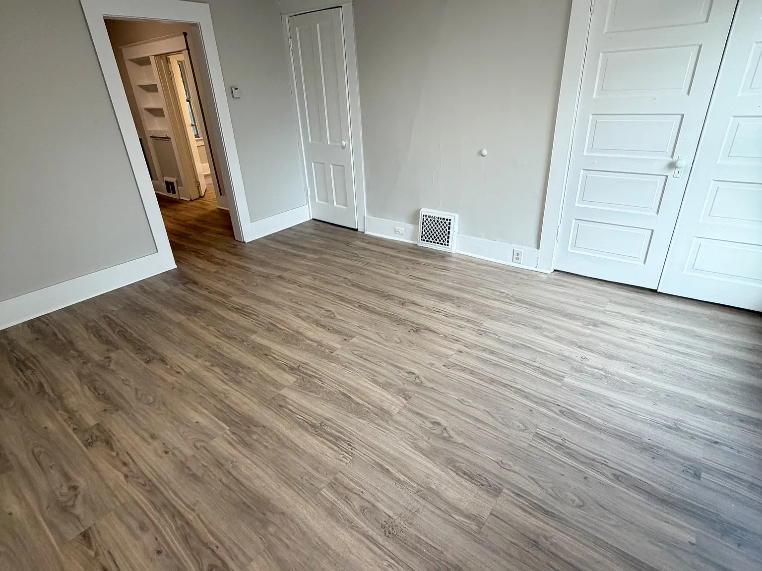 2 bed, 750 sqft, $1,400 — Photo 3