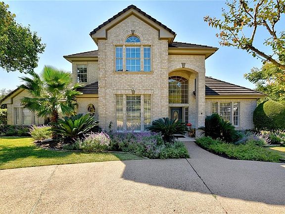 2nd image of 1615 Lakeway Blvd