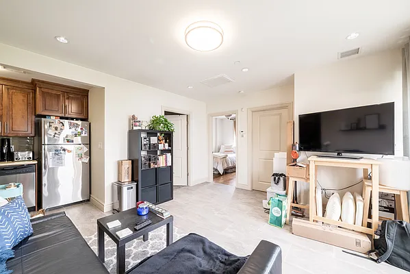 Rented by Joel Scharf, LREB | media 11