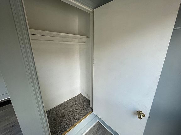 4th image of 117 E College St Unit 200
