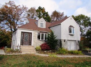 5 Newton Rd, Wayne, NJ 07470