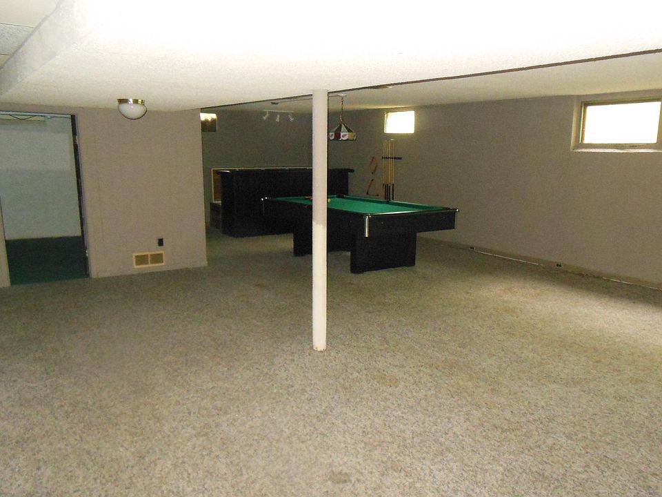 1st image of 139 Terry Ct