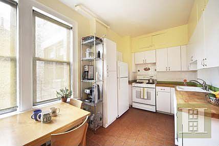 5th image of 304 W 89th St #5B