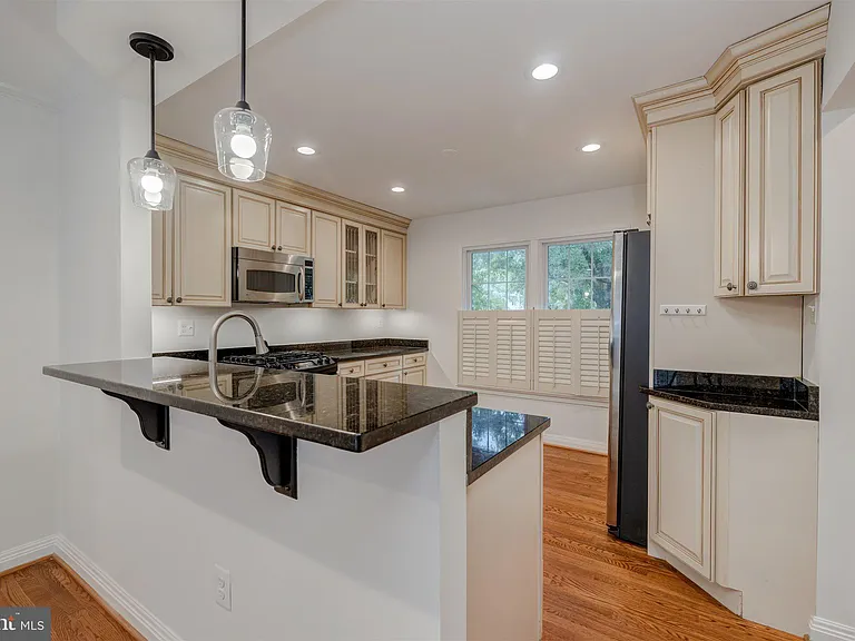 11909 Saint Johnsbury Ct — Photo 12