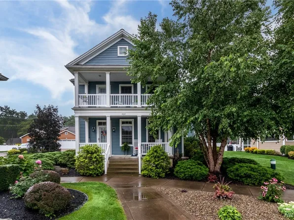 404 Garden Ln, Lewiston, NY 14092