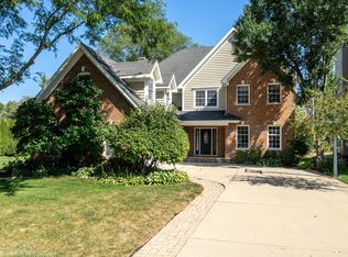 721 S Wilmette Ave, Westmont, IL