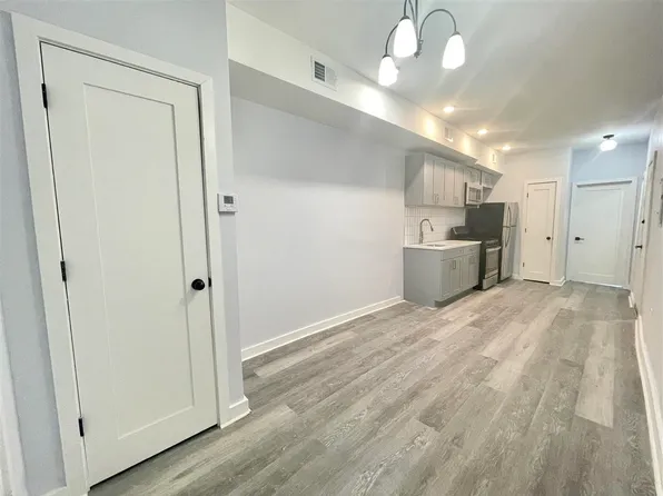 86 Sherman Avenue image 2 of 5