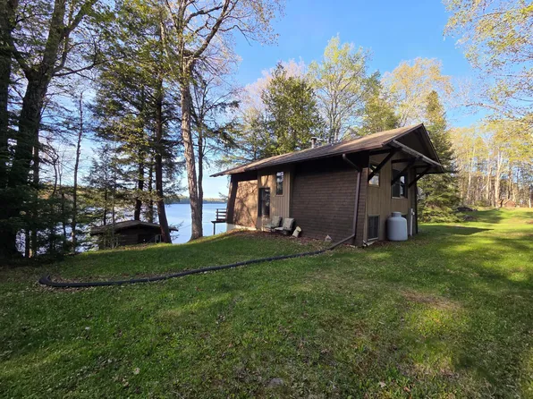 6075 Beatons Lake Rd E, Watersmeet, MI 49969