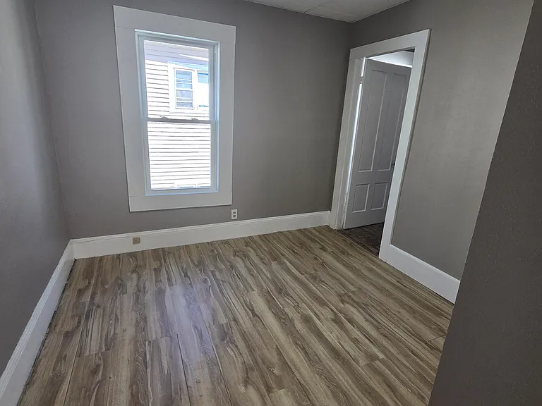 330 Purchase St #2 — Photo 7