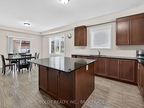 5th image of 103 Homestead Way