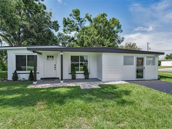 10415 110th Ave, Largo, FL 33773