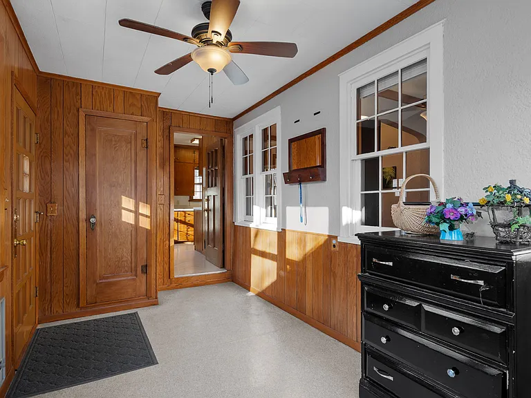 1109 3rd St NW — Photo 55