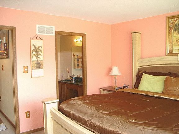 5th image of 2800 Liberty Landing Ct