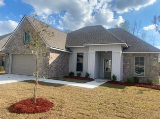 40041 Trace Ave, Prairieville, LA 70769