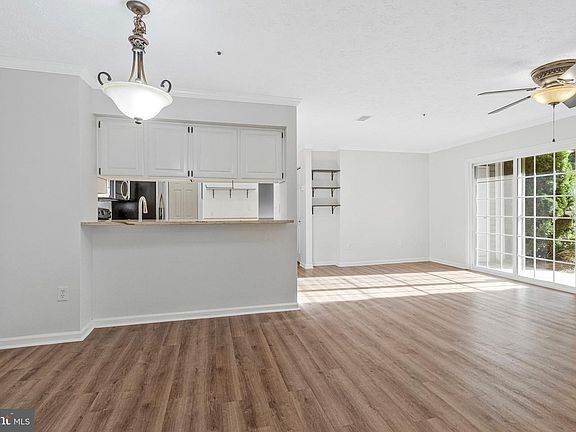 4th image of 12212 Eagles Nest Ct APT B