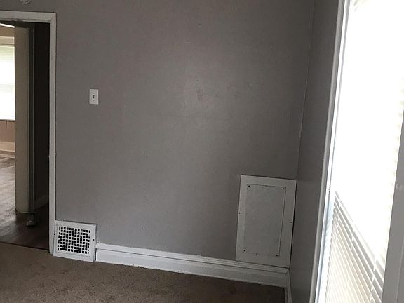 3rd image of 1282 Pondview Ave #1