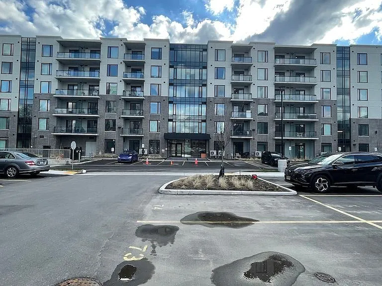 103 Roger St #601 — Photo 1
