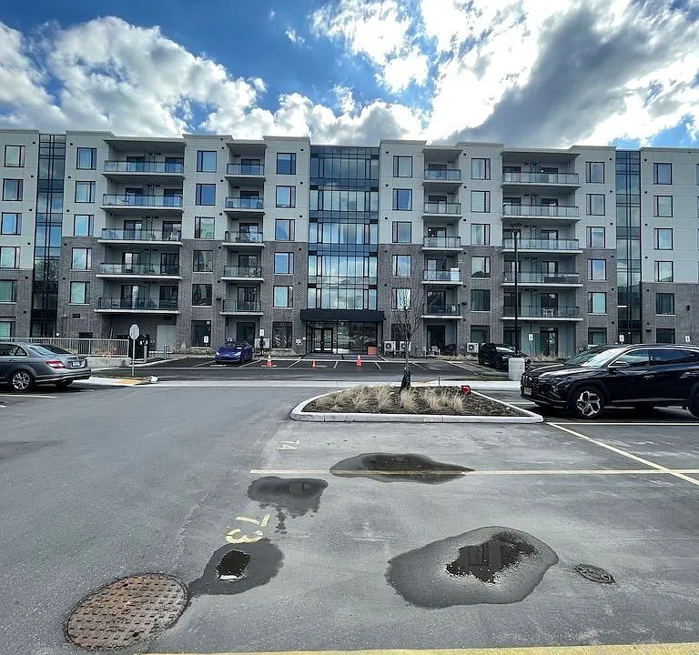 103 Roger St #601