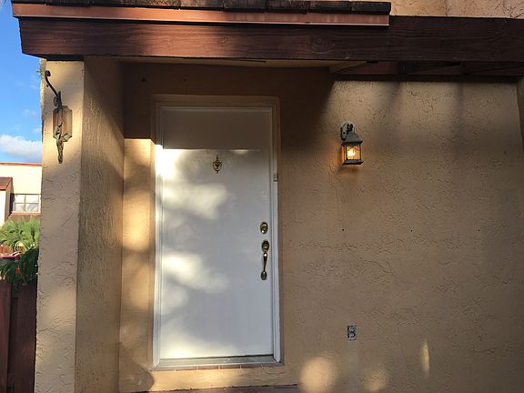 3rd image of 301 W Park Dr #11-201