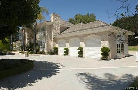 3rd image of 3030 Steeplechase Ln