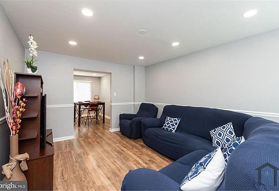 2nd image of 8202 Marlton Ct